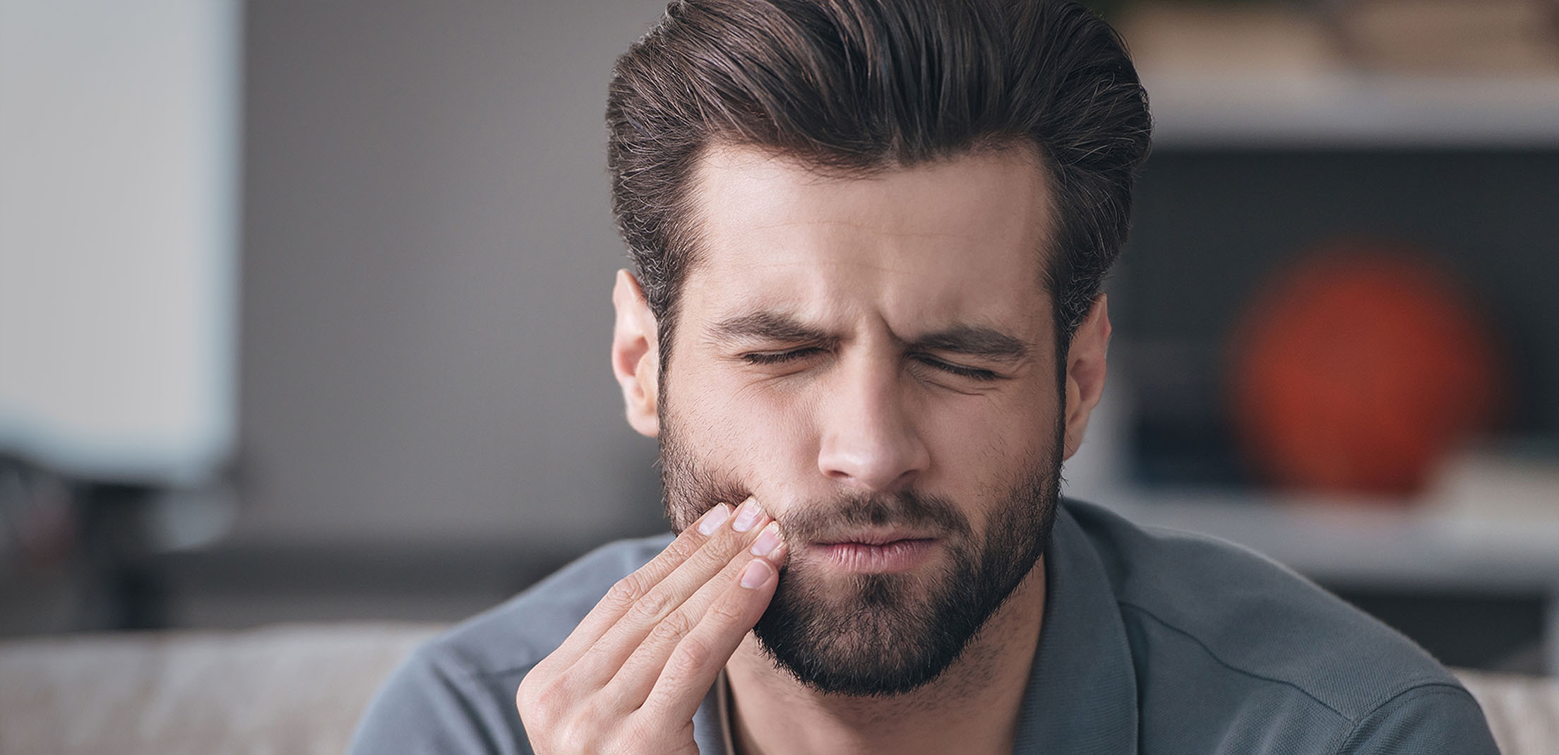 7 Signs You Need To Visit Your Dentist